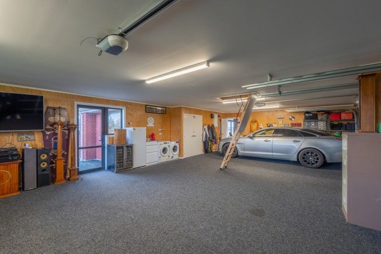 Photo of property in 24 Chatham Rise, Seaward Bush, Invercargill, 9812