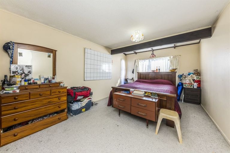 Photo of property in 2/5 Gloaming Place, Conifer Grove, Takanini, 2112