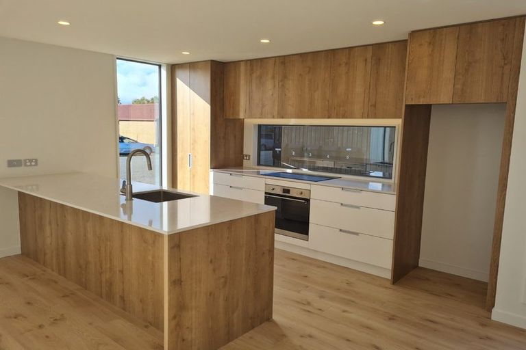 Photo of property in 1/43 Maxwell Street, Riccarton, Christchurch, 8041