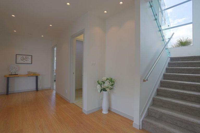 Photo of property in 10 Miller Rise, Silverdale, 0932