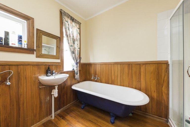 Photo of property in 26 Lombard Street, Palmerston North, 4410