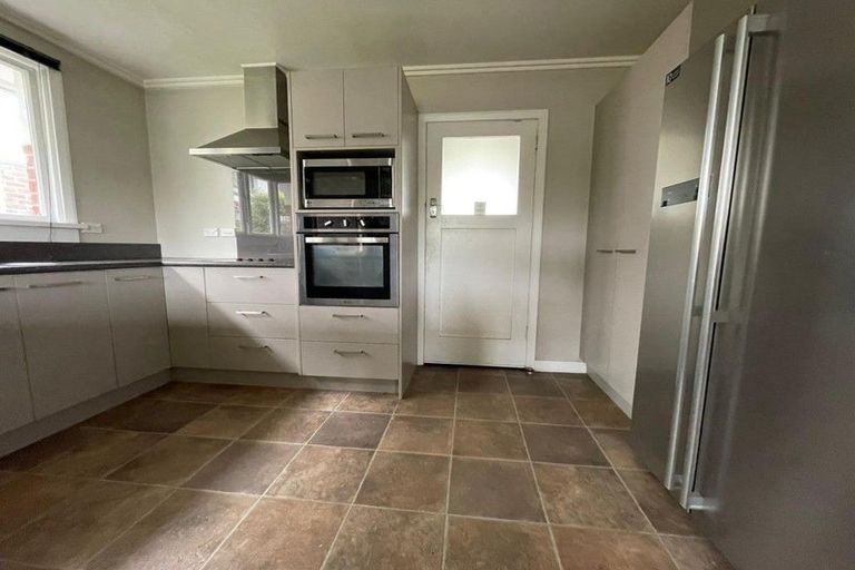 Photo of property in 33 Heath Street, Andersons Bay, Dunedin, 9013