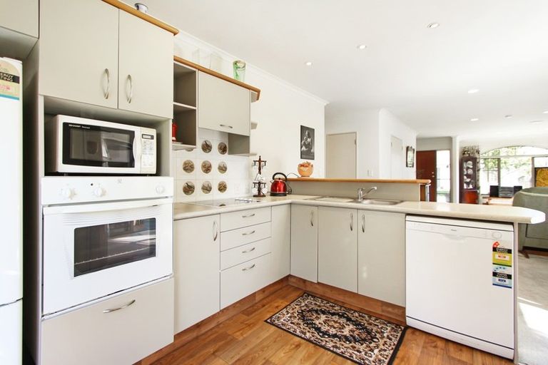 Photo of property in 285 Vaughan Road, Owhata, Rotorua, 3010