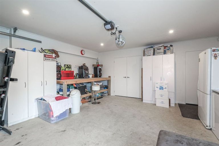 Photo of property in 15 Rimu Avenue, Huntly, 3700