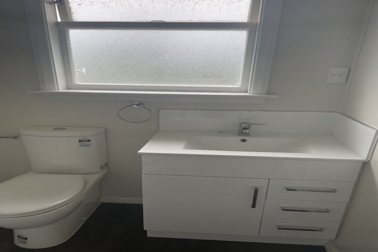 Photo of property in 3/170-172 Evans Street, Waimataitai, Timaru, 7910