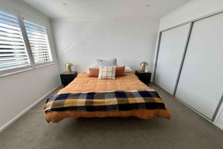 Photo of property in 4 Rutherford Street, Belmont, Auckland, 0622