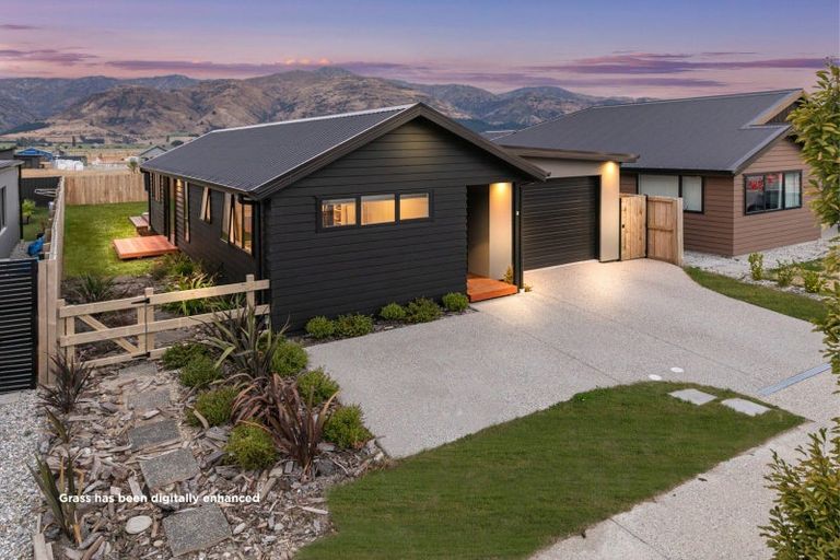 Photo of property in 9 Waddell Street, Lake Hawea, 9382