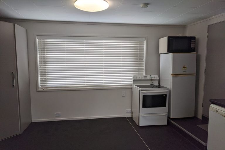 Photo of property in 2/12 Gossamer Drive, Pakuranga Heights, Auckland, 2010