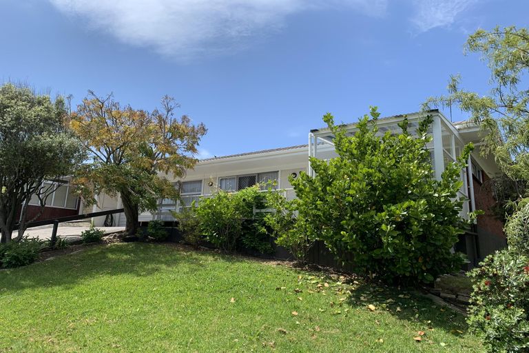 Photo of property in 2/23 Sea Spray Drive, Bucklands Beach, Auckland, 2012