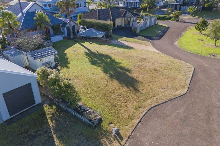 Photo of property in 4a Victoria Court, Pauanui, Hikuai, 3579