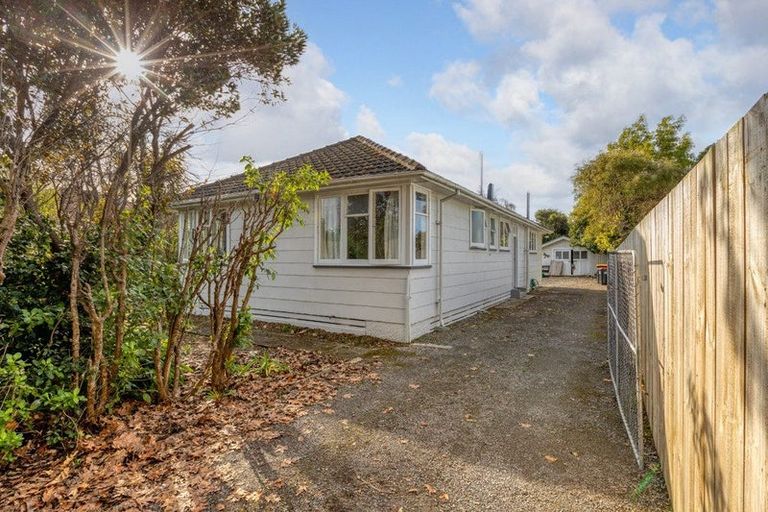 Photo of property in 6 Kummer Crescent, Masterton, 5810