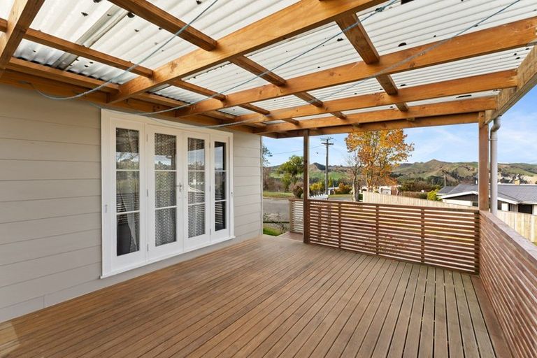 Photo of property in 29 Kiwi Road, Taihape, 4720