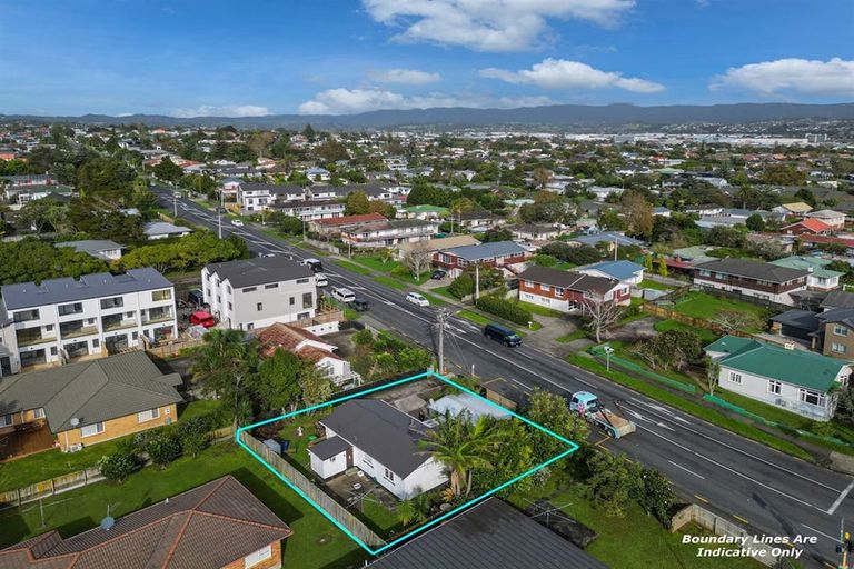 Photo of property in 117 Te Atatu Road, Te Atatu South, Auckland, 0610