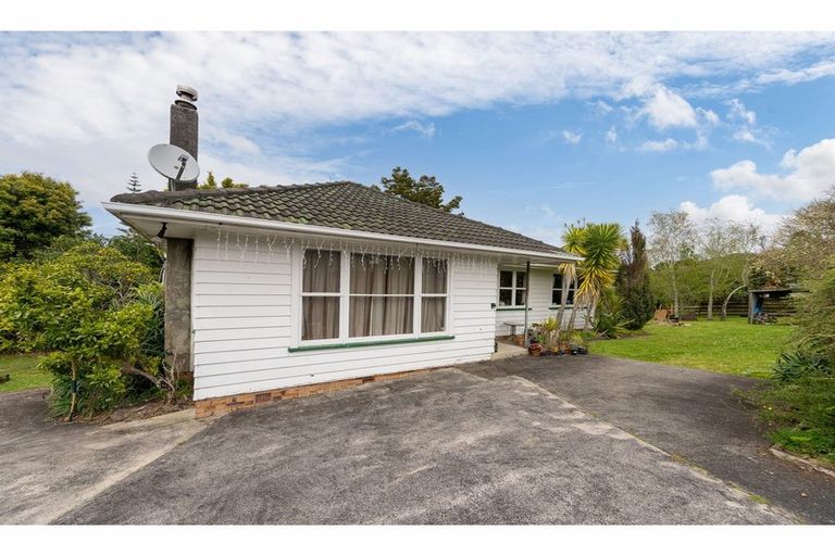 Photo of property in 55a Tirimoana Road, Te Atatu South, Auckland, 0602
