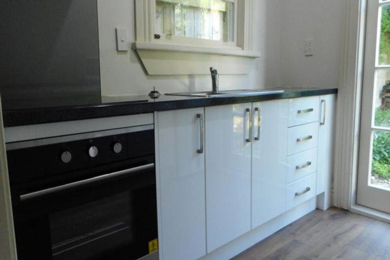 Photo of property in 32 Mein Street, Newtown, Wellington, 6021