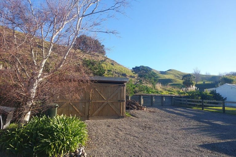 Photo of property in 4b Shoal Beach Road, Aramoana, Omakere, 4271