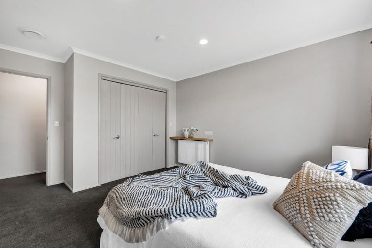 Photo of property in 6c Highfield Place, Highlands Park, New Plymouth, 4312