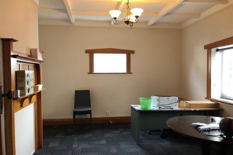 Photo of property in 28 Te Aroha Street, Hamilton East, Hamilton, 3216