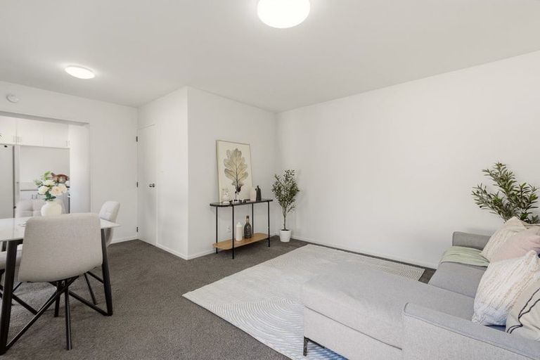 Photo of property in 1/19 Grove Road, Addington, Christchurch, 8024