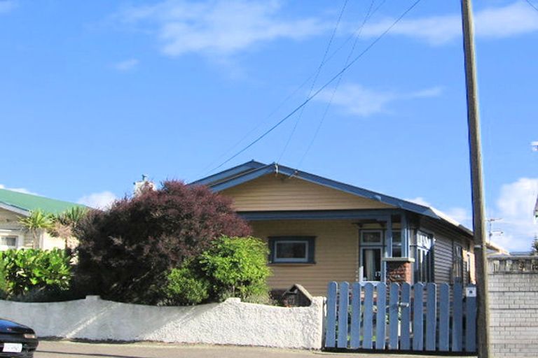 Photo of property in 27 Jessie Street, Petone, Lower Hutt, 5012