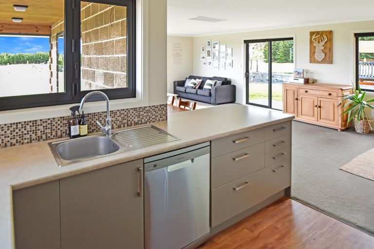 Photo of property in 85 Ben Ohau Road, Ben Ohau, Twizel, 7999