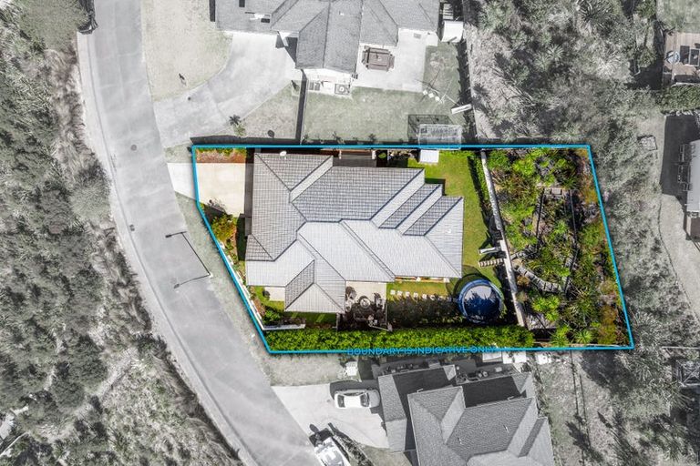 Photo of property in 9 Tirohanga Crescent, Stanmore Bay, Whangaparaoa, 0932