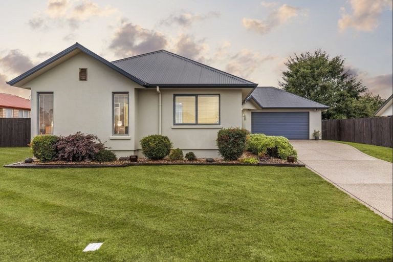 Photo of property in 26 Oaklands Drive, Cambridge, 3434