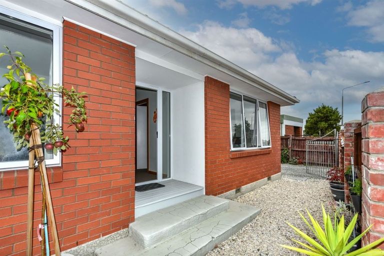 Photo of property in 1/112 Pages Road, Wainoni, Christchurch, 8061