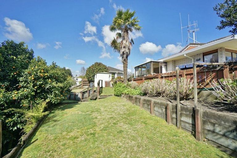 Photo of property in 12 Norrie Street, Te Puke, 3119