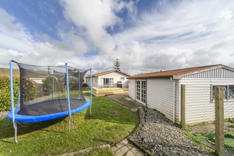 Photo of property in 11 Marriner Street, Highbury, Palmerston North, 4412