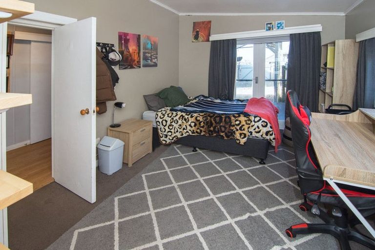 Photo of property in 1 Vivian Street, Solway, Masterton, 5810