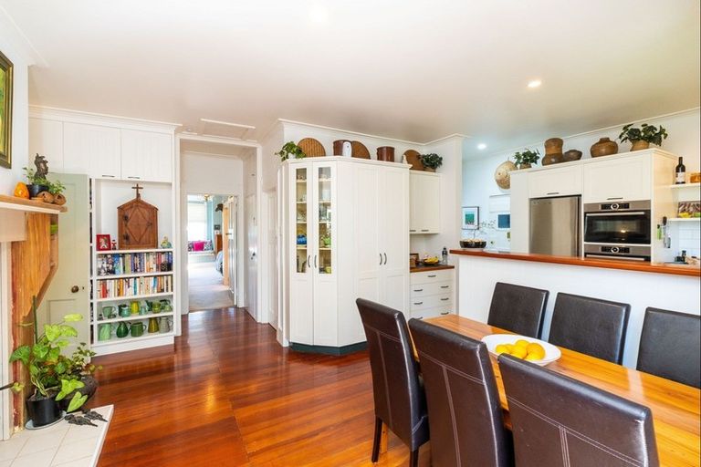 Photo of property in 8 Greenwood Road, Havelock North, 4130