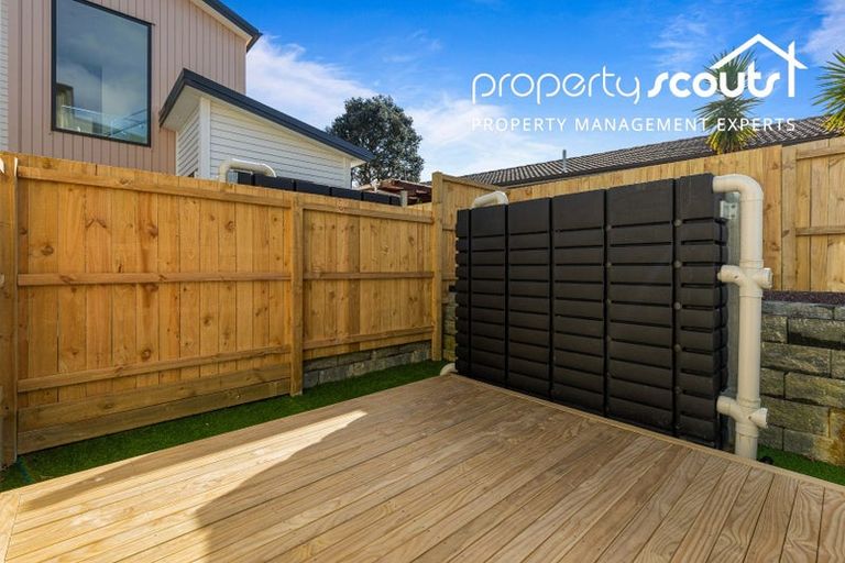 Photo of property in 11/116 Colwill Road, Massey, Auckland, 0614