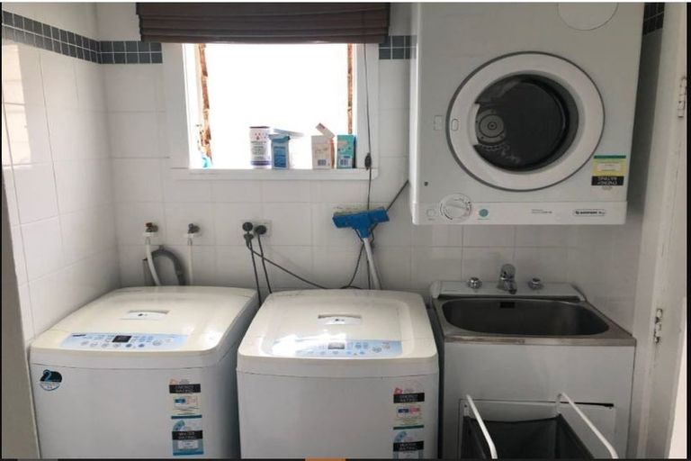 Photo of property in 37 Owen Street, Newtown, Wellington, 6021