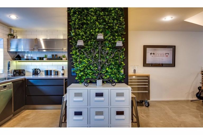 Photo of property in 3/21 Darvel Street, Riccarton, Christchurch, 8011