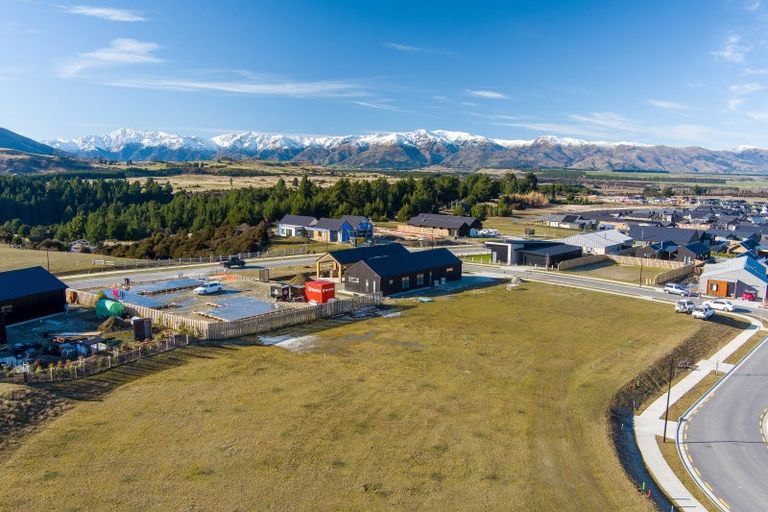 Photo of property in Northlake, 15 Erewhon Crescent, Wanaka, 9305