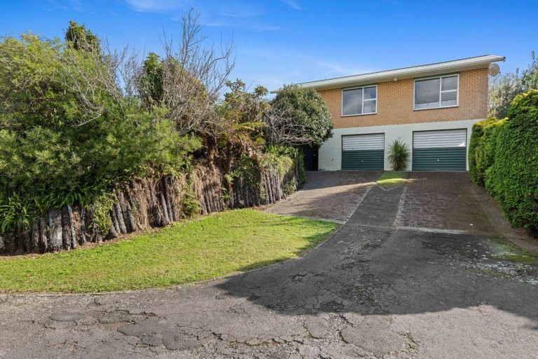 Photo of property in 6c Fairview Place, Westown, New Plymouth, 4310