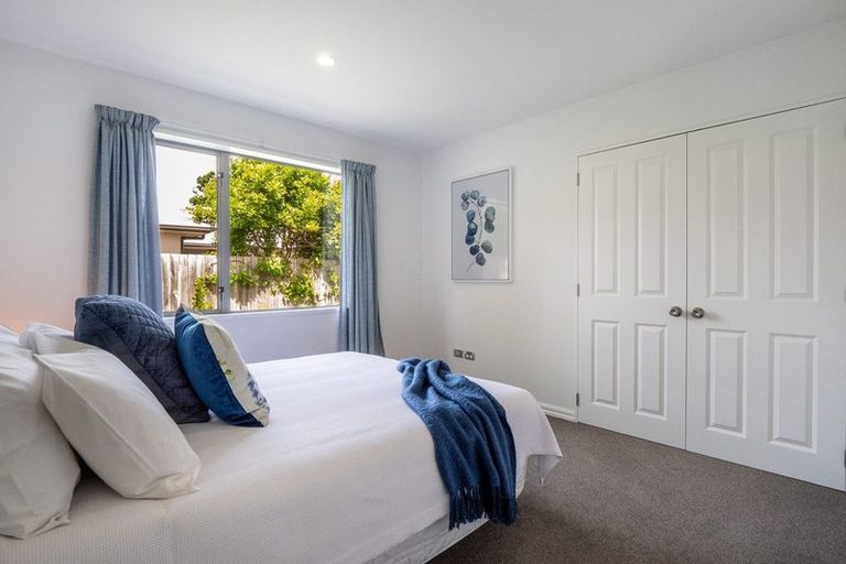 Photo of property in 44 Sylvan Street, Lake Hayes, Queenstown, 9304