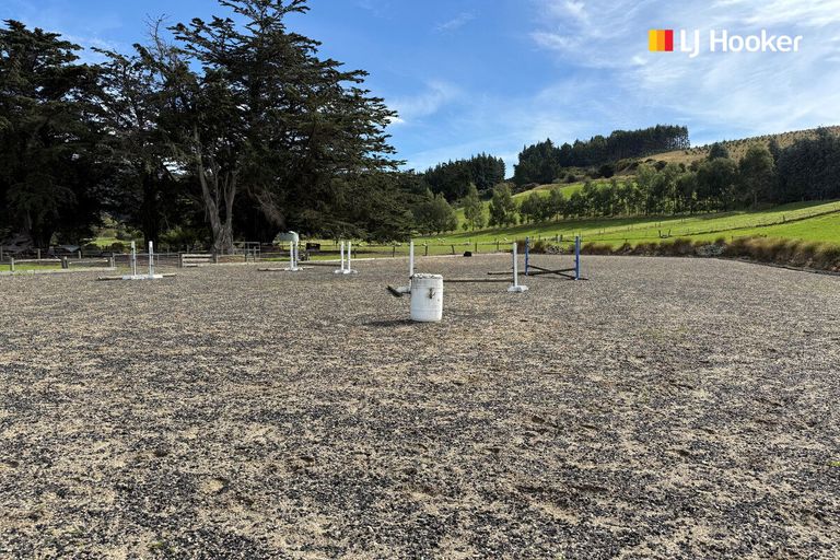 Photo of property in 16 Woodside Road, Woodside, Outram, 9073