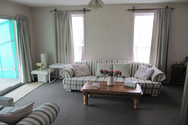 Photo of property in 2/18 Manuel Place, Bishopdale, Christchurch, 8053