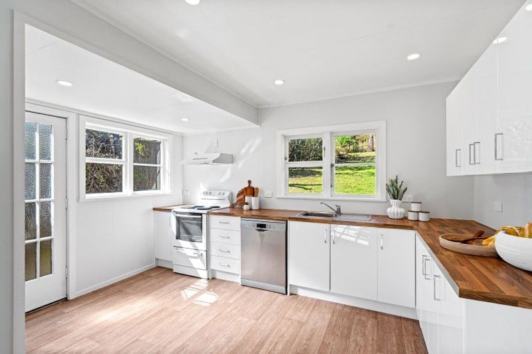 Photo of property in 46 Matai Road, Raumati South, Paraparaumu, 5032