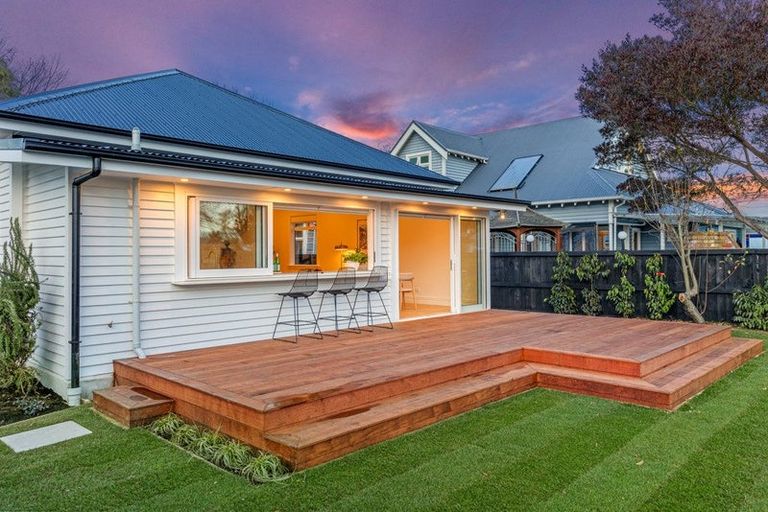 Photo of property in 17 Severn Street, St Albans, Christchurch, 8014