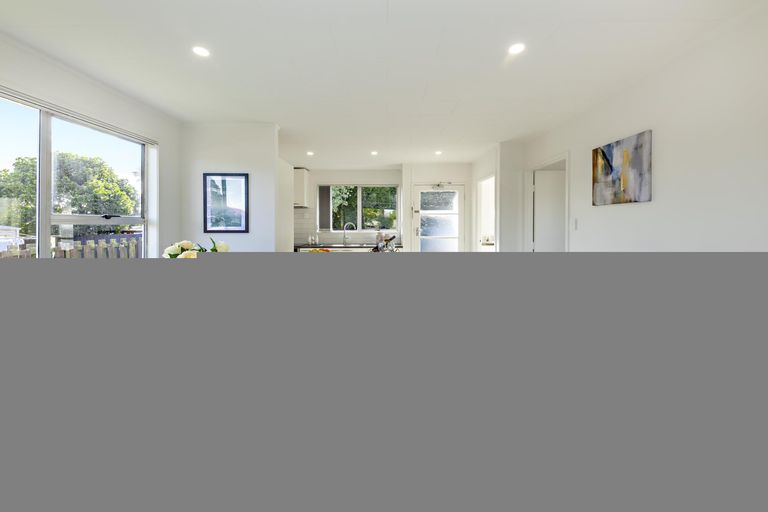 Photo of property in 21 Heathberry Close, Papatoetoe, Auckland, 2025