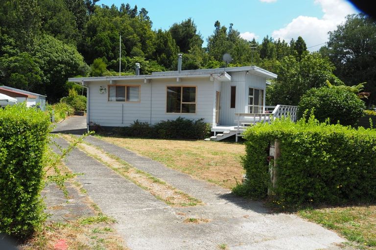 Photo of property in 6 Oxford Road, Lake Rotoma, Rotorua, 3074