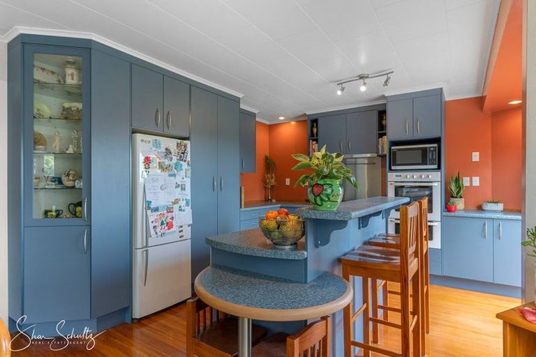 Photo of property in 7 Griffin Road, Maungaturoto, 0520