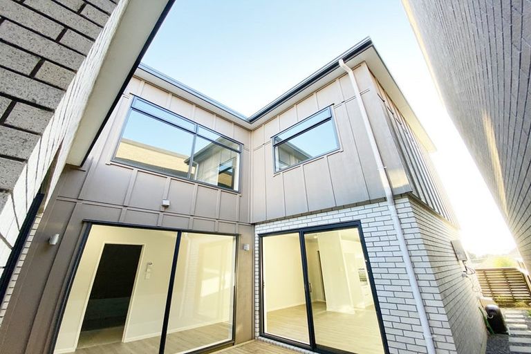 Photo of property in 38 Artemis Way, Flat Bush, Auckland, 2019