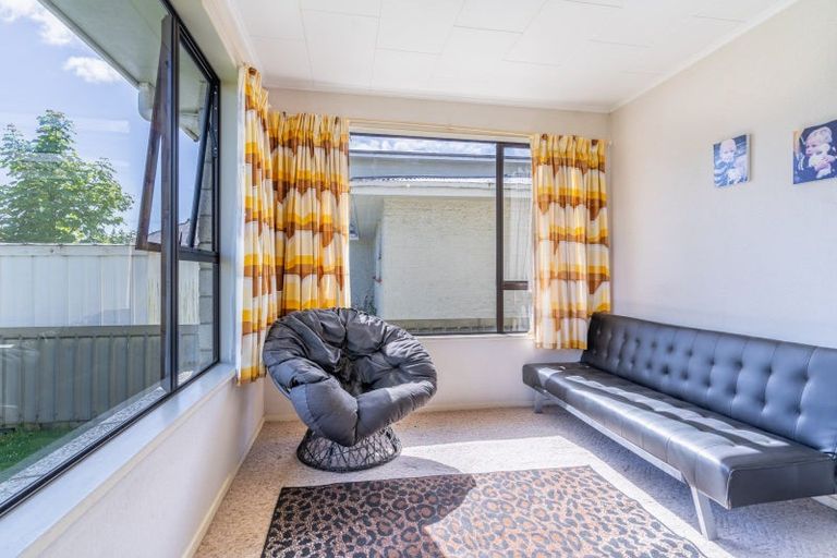 Photo of property in 10 Grange Street, Winton, 9720