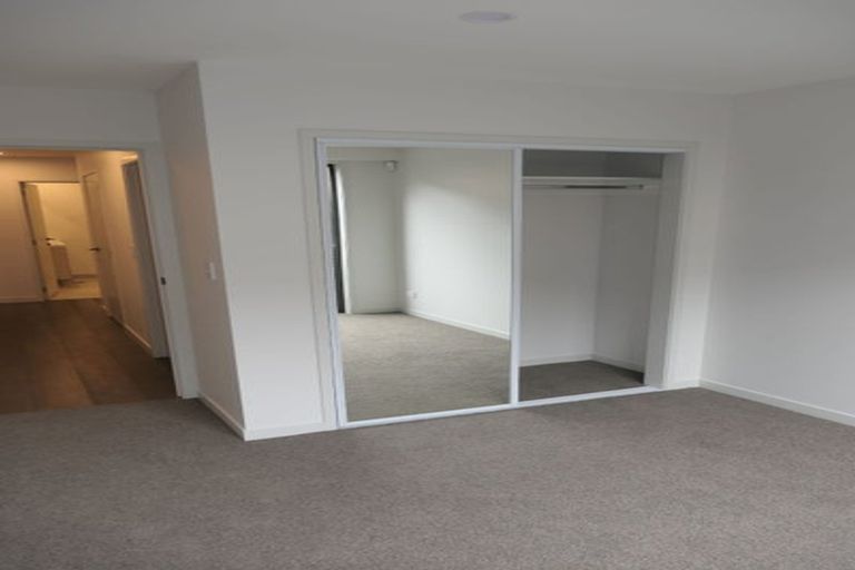 Photo of property in 8/2 Marlborough Crescent, Hobsonville, Auckland, 0616