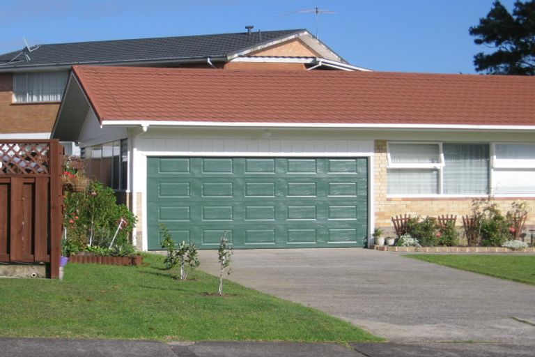Photo of property in 4 Juliet Avenue, Howick, Auckland, 2014