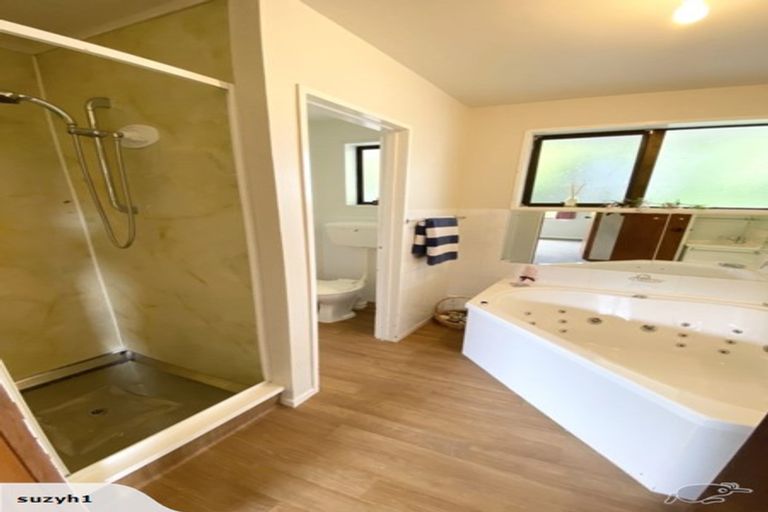 Photo of property in 10 Morris Road, Amberley, 7410